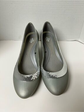Crocs Lina Cap Toe Mirror Ballet Flats Grey Silver Balletcore Wedge Heel Sz 10